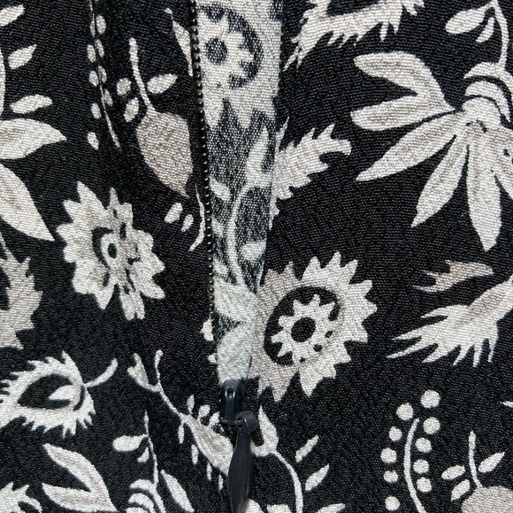 Gap fit and flare mini dress, size 4 - Picture 10 of 12